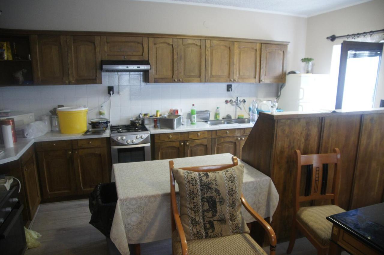Szuzanna Fenyves Panzio Siófok Exterior foto