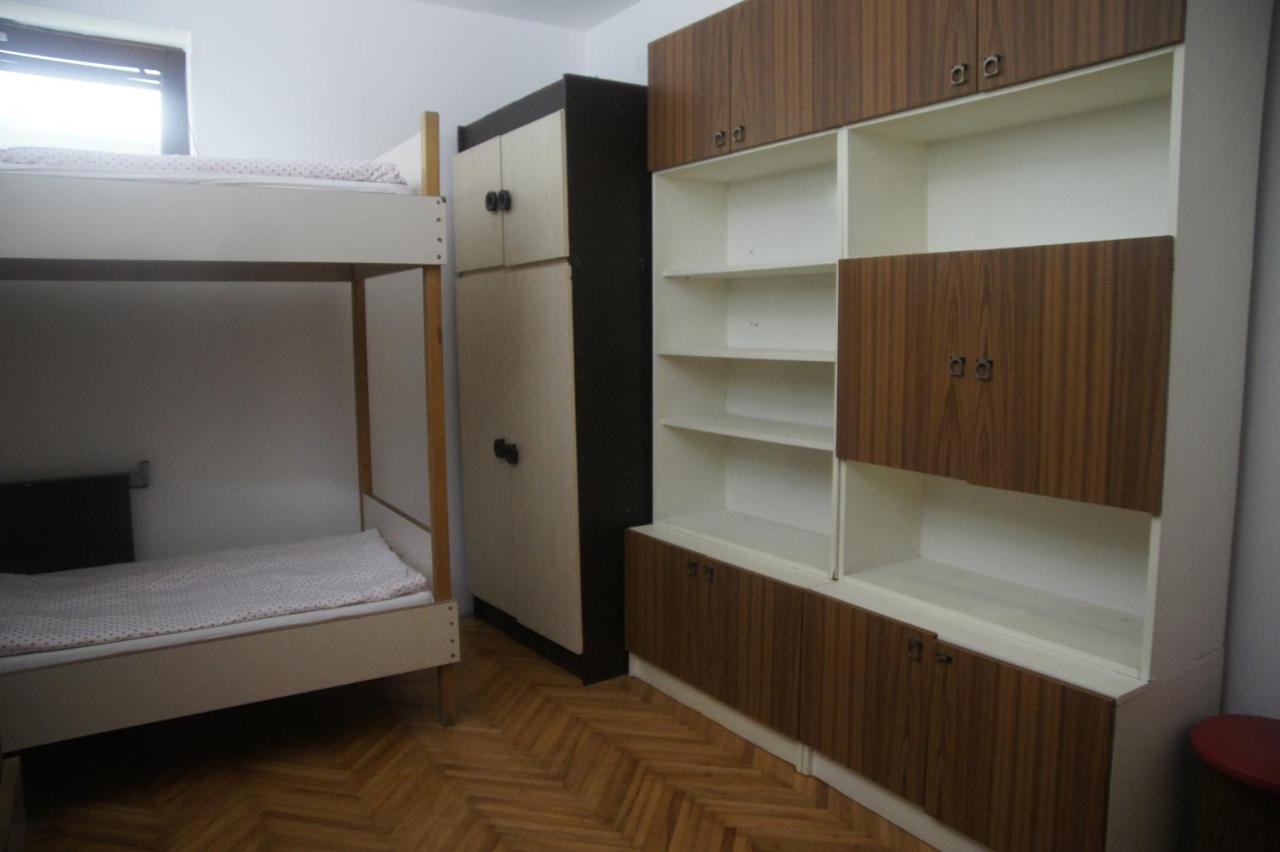 Szuzanna Fenyves Panzio Siófok Exterior foto